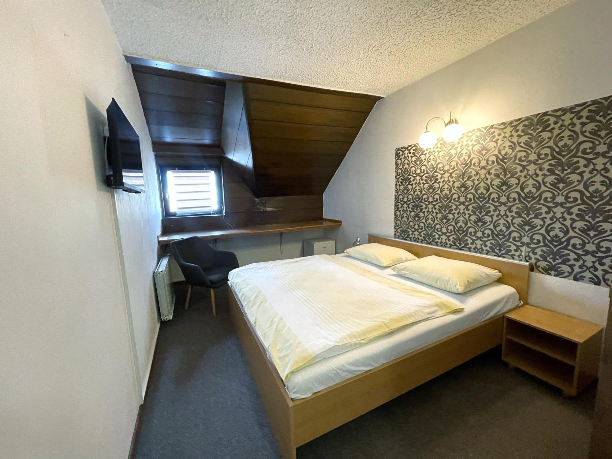 Reich Motel Velenje Exterior foto